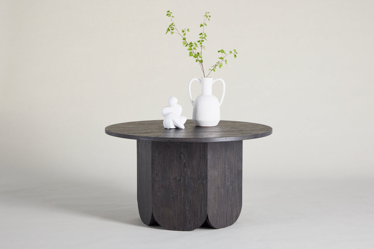 Se Venture Home - Tekla - sofabord Ø80 cm - sort laminatoverflade i træstruktur ❤ Kæmpe udvalg i Venture Home - Køb online på udsalg og tilbud lige nu ❤ Lav fragtpris og hurtig levering - Varenummer: Bolig&Haven-52765530030410 og barcode / Ean: 7340220899385 på lager - Udsalg på Spar helt op til 57% - Kæmpe udsalg på over 739 brands