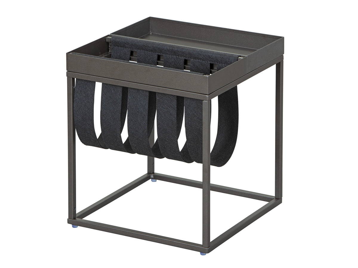 Se NORDIC LIVING COLLECTION Club NY Magazine sidebord, m. rum til magasiner - antracitgrå filt og antracitgrå metal (35x35) ❤ Kæmpe udvalg i Nordic Living Collection - Køb online på udsalg og tilbud lige nu ❤ Billig fragt og hurtig levering - Varenummer: Boboonline-126999 og barcode / Ean: 4010340287333 på lager - Udsalg på Møbler,
Borde,
Dagligstue,
Borde til stuen Spar helt op til 57% - Over 739 kendte brands på udsalg