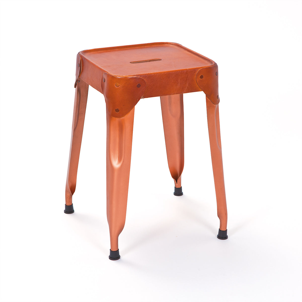 Se NORDIC LIVING COLLECTION Reema skammel, kvadratisk - kobberfinish læder og metal (sæt med 4) ❤ Kæmpe udvalg i Nordic Living Collection - Køb online på udsalg og tilbud lige nu ❤ Meget billig fragt og hurtig levering: 1 - 2 hverdage - Varenummer: Boboonline-127056 og barcode / Ean: 4010340532167 på lager - Udsalg på Møbler,
Puffer og skamler,
Dagligstue,
Stole til stuen Spar op til 51% - Over 785 kendte brands på udsalg