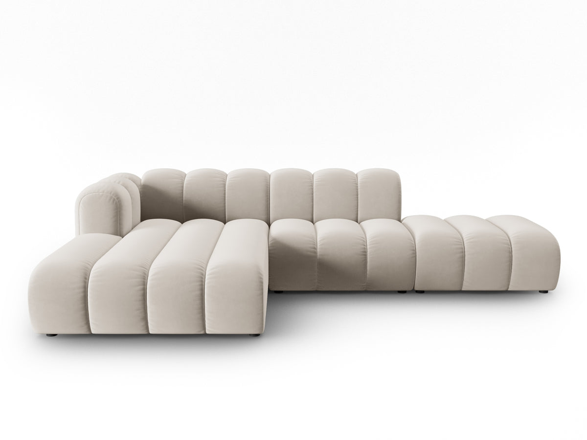 Se MICADONI Lupin Modular åben hjørnesofa, venstre, 5 sæder - beige fløjl og sort plast ❤ Kæmpe udvalg i Micadoni - Køb online på udsalg og tilbud lige nu ❤ Billig fragt • Hurtig levering - Varenummer: Boboonline-108722 og barcode / Ean: 5905389830116 på lager - Udsalg på Møbler,Sofaer,Hjørnesofaer & U-sofaer,
Møbler,
Sofaer,
Stofsofaer,
Dagligstue,
Sofaer Spar stort – op til 59% - Over 2.739 brands med kæmpe udsalg