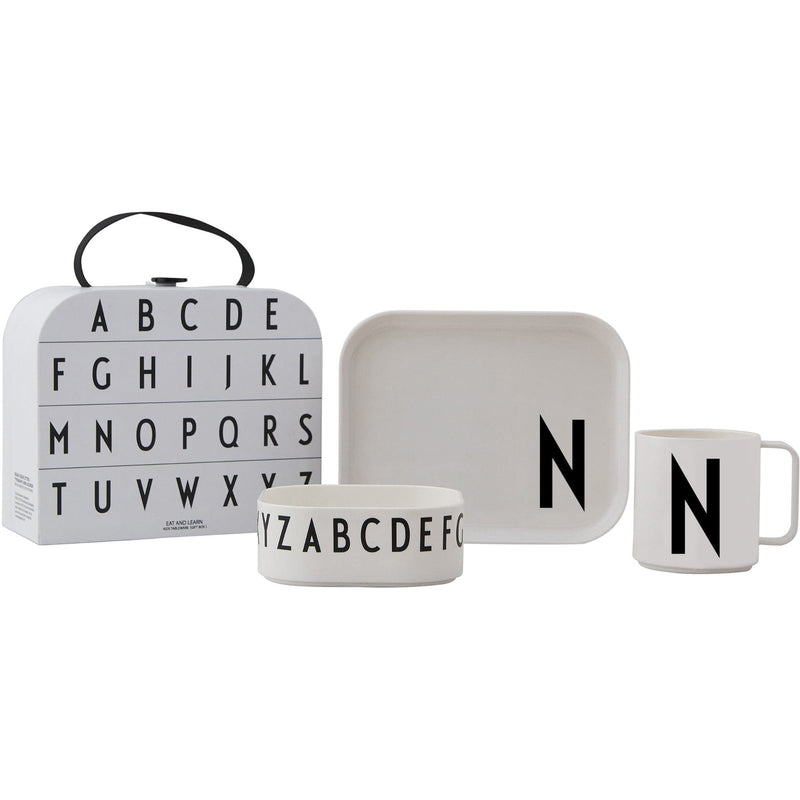 Se Design Letters Classics In A Suitcase Gaveæske, N ✔ Stort online udvalg i Design Letters ✔ Hurtig levering: 1 - 2 Hverdage samt billig fragt - Varenummer: KTO-20201500N og barcode / Ean: &