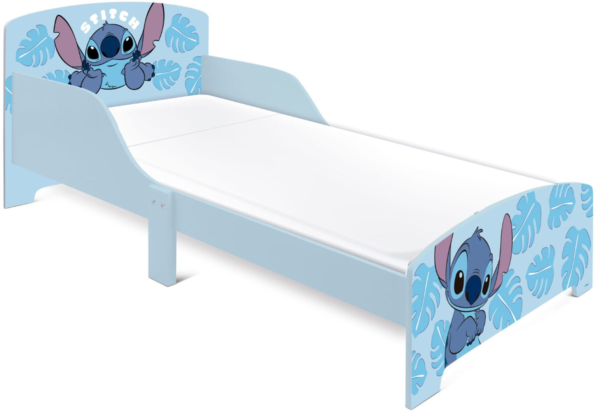 Se Disney Lilo & Stitch Junior børneseng 140 x 70 cm ✔ Kæmpe udvalg i Arditex - Køb online på udsalg og tilbud lige nu ✔ Super billig fragt og lynhurtig levering - Varenummer: MMAction-230129 og 8430957177814 på lager - Udsalg på Børne Senge Junior 140cm Spar stort – op til 71% - Over 2.739 kendte mærker online