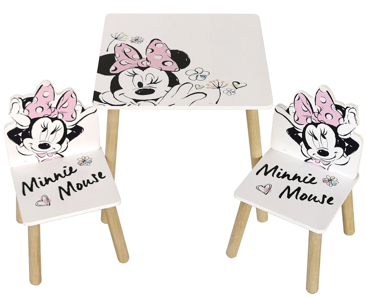 Se Disney Minnie Classic Træ bord med stole ✔ Kæmpe udvalg i Arditex - Køb online på udsalg og tilbud lige nu ✔ Hurtig levering til lave fragtpriser - Varenummer: MMAction-230003 og 8430957136781 på lager - Udsalg på Børne Borde og stole Op til 57% rabat - Find tilbud fra over 2.739 mærker