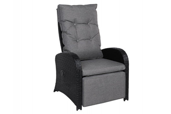 Se Ella Relax Loungestol - Sort ❤ Lav fragtpris og hurtig levering - Varenummer: Havemøbelland-DK333 og barcode / Ean: 5714988050760 på lager - Udsalg på HAVESOFA- OG LOUNGEMØBLER - Loungestole Spar stort – op til 71% - Eksklusivt udsalg på over 2.739 brands
