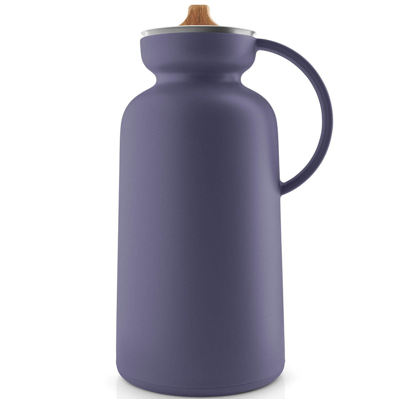 Se Eva Solo Silhouette termokande 1 liter, violet blue ✔ Kæmpe udvalg i Eva Solo ✔ Meget billig fragt og hurtig levering: 1 - 2 hverdage - Varenummer: KTO-502875 og barcode / Ean: &