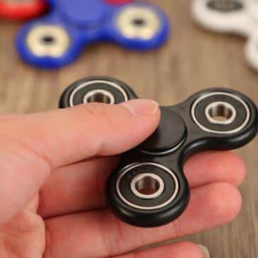 Se Fidget Spinner - flere forskellige farver - Hvid ✔ Kæmpe udvalg i Satana - Køb online på udsalg og tilbud lige nu ✔ Hurtig levering til lave fragtpriser - Varenummer: Satana-1829 på lager - Udsalg på Sundhed > Få op til 67% i rabat - Shop udsalg fra mere end 1.798 mærker