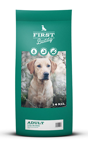 Pose med First Buddy Adult voksenfoder med and og kanin, 14 kg
