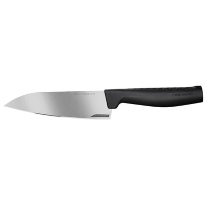 Se Fiskars Hard Edge kokkekniv, 13,5 cm ✔ Kæmpe udvalg i Fiskars ✔ Meget billig fragt og hurtig levering: 1 - 2 hverdage - Varenummer: KTO-1051749 og barcode / Ean: '6424002011026 på lager - Udsalg på Kokkekniv Spar op til 54% - Over 1124 kendte brands på udsalg
