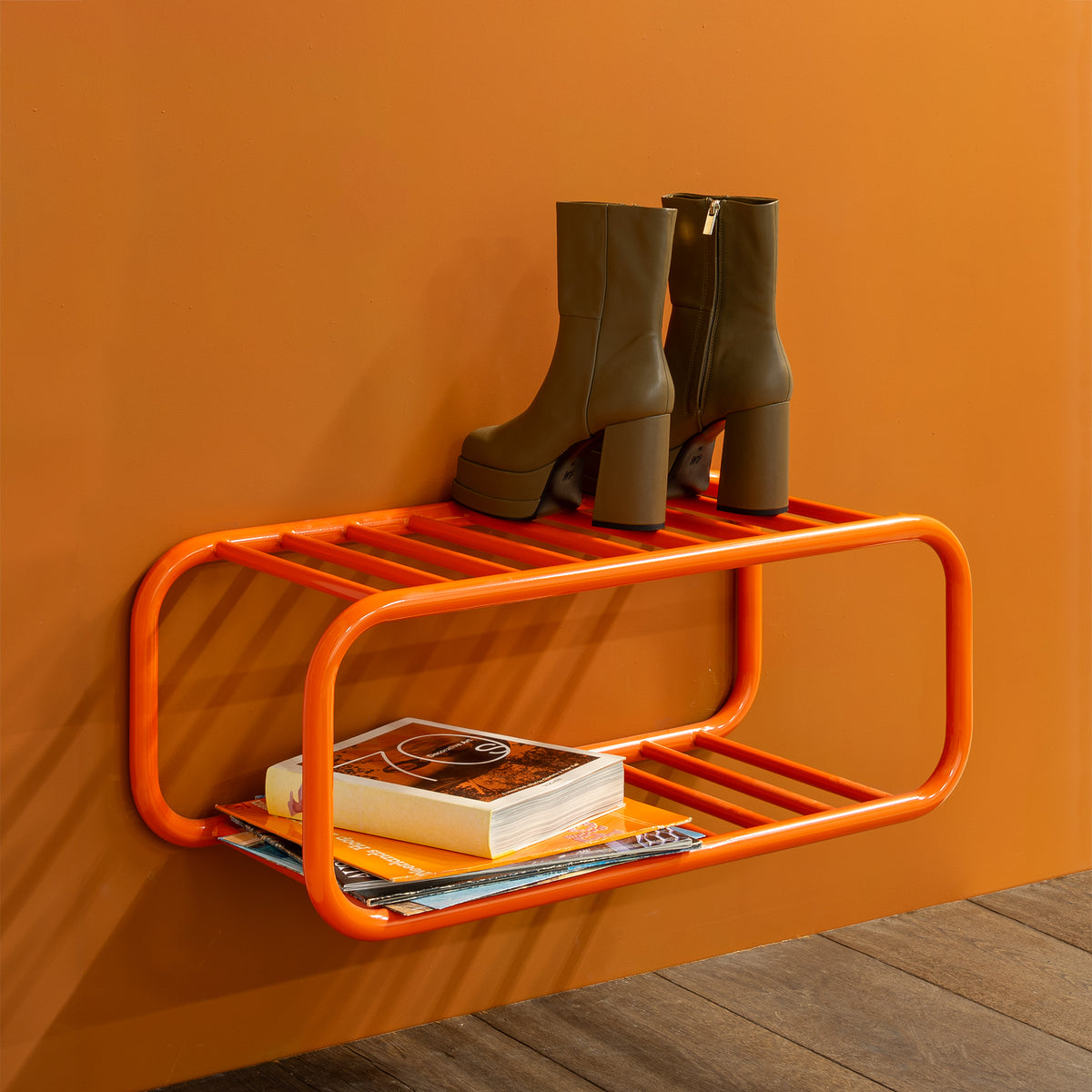 Se Flash - Skohylde i orange metal ❤ Kæmpe udvalg i 3-nordic - Køb online på udsalg og tilbud lige nu ❤ Billig fragt og hurtig levering - Varenummer: 3-nordic-8587 og barcode / Ean: på lager - Udsalg på Entre - Skohylder Spar helt op til 57% - Stort udsalg på over 739 brands