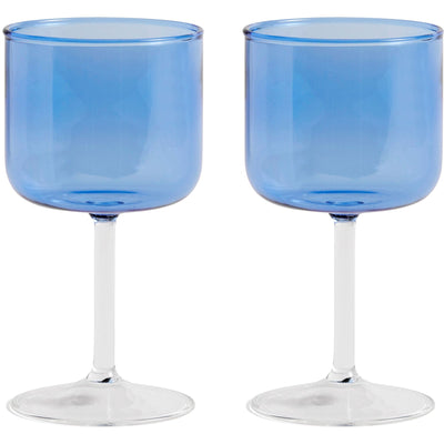 Se HAY Tint vinglas, 2 stk, blå klar ✔ Kæmpe udvalg i HAY ✔ Meget billig fragt og hurtig levering: 1 - 2 hverdage - Varenummer: KTO-AB530-A668-AG84 og barcode / Ean: '5710441291732 på lager - Udsalg på Glas Spar op til 59% - Over 1300 kendte brands på udsalg