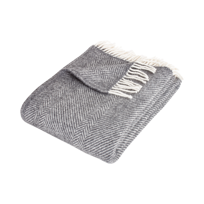 Se HERRINGBONE Dark Grey Uldplaid på udsalg! Billig fragt & hurtig levering (1-2 dage). Spar op til 59% på tilbud. Over 1354 mærker på udsalg.