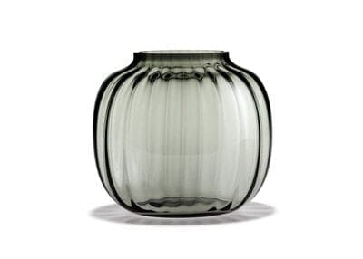 Se Holmegaard - Primula Oval Vase, smoke, 17,5 cm ❤ Stort online udvalg i Holmegaard ❤ Meget billig fragt og hurtig levering: 1 - 2 hverdage - Varenummer: RKTK-HO4340397 og barcode / Ean: '5706422103965 på lager - Udsalg på Spar op til 59% - Over 1122 kendte brands på udsalg