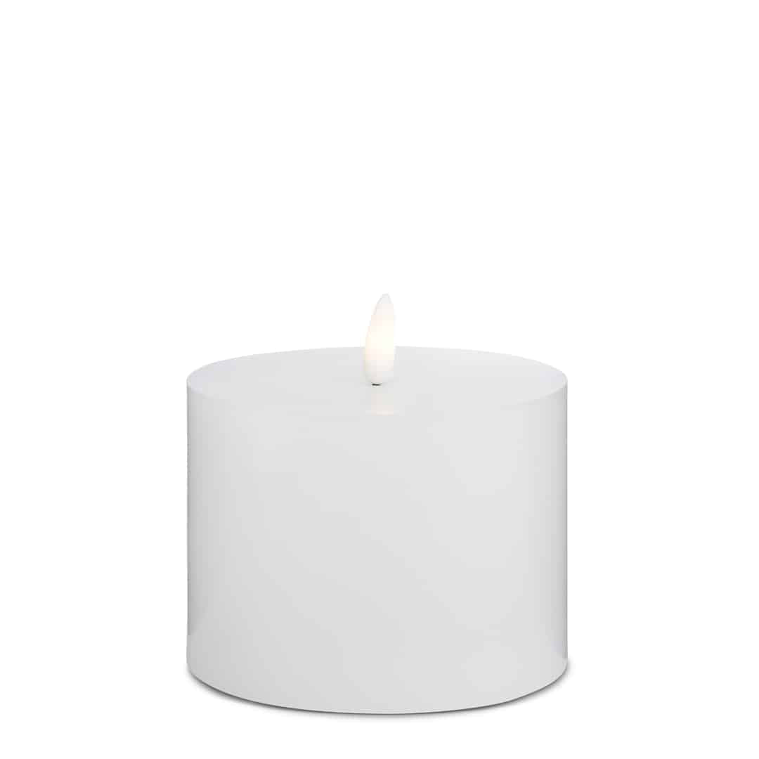 Se LED Stearinlys - 1 stk. - ø10 x 10 cm - m/3D flamme - (flere farver) - Hvid ✔ Kæmpe udvalg i Satana - Køb online på udsalg og tilbud lige nu ✔ Lav fragtpris og hurtig levering - Varenummer: Satana-390994 på lager - Udsalg på Kosttilskud > Spar helt op til 79% - Over 2.739 kendte brands på udsalg