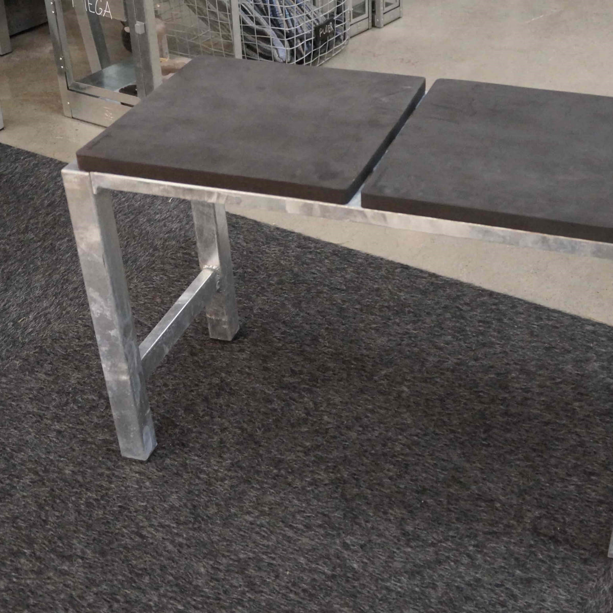 Se Hynde til Rock-Solid taburet og bænke ❤ Kæmpe udvalg i 3-nordic - Køb online på udsalg og tilbud lige nu ❤ Super billig fragt og lynhurtig levering - Varenummer: 3-nordic-2435 og barcode / Ean: på lager - Udsalg på Haven - Havemøbler - Siddemøbler til haven - Spisebordsstole Få op til 63% i rabat - Over 1.798 brands samlet på udsalg