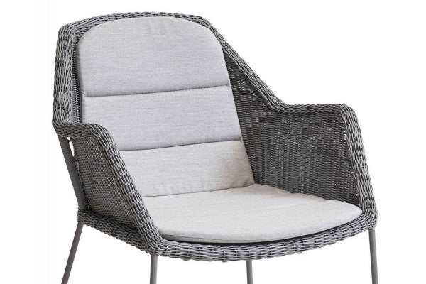 Se Cane-line Hynde til Breeze Stol m/armlæn - Light Grey Natté ❤ Lav fragtpris og hurtig levering - Varenummer: Havemøbelland-DK2012 og barcode / Ean: 5711877140229 på lager - Udsalg på CANE-LINE - Cane-line Hynder og puder Få op til 67% i rabat - Over 2.739 brands på stort udsalg