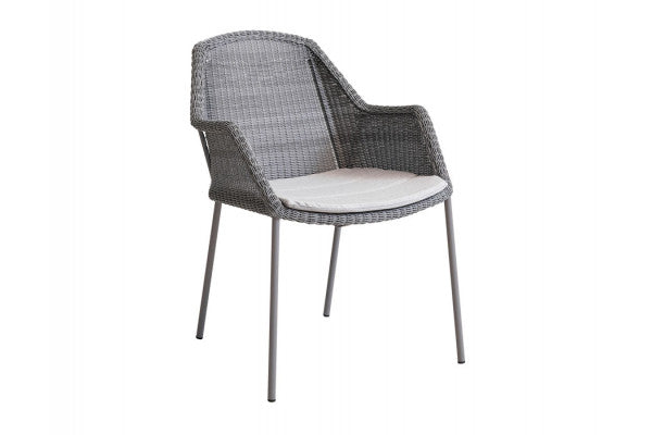 Se Cane-line Hynde til Breeze Stabelstol - Light grey Natté ❤ Billig fragt • Hurtig levering - Varenummer: Havemøbelland-DK1827 og barcode / Ean: 5711877140205 på lager - Udsalg på CANE-LINE - Cane-line Hynder og puder Få op til 69% i rabat - Over 1.798 brands samlet på udsalg