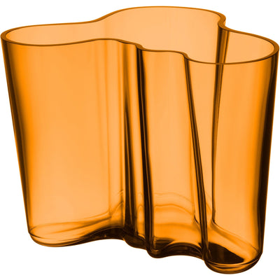 Se Iittala Aalto vase, 16 cm, kobber ✔ Kæmpe udvalg i Iittala ✔ Meget billig fragt og hurtig levering: 1 - 2 hverdage - Varenummer: KTO-1050152 og barcode / Ean: '6411923666459 på lager - Udsalg på Vase Spar op til 58% - Over 1150 kendte brands på udsalg