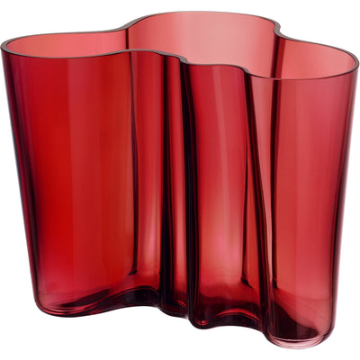 Se Iittala Aalto Collection vase, 16 cm. tranebær ✔ Stort online udvalg i Iittala ✔ Hurtig levering: 1 - 2 Hverdage samt billig fragt - Varenummer: KTO-1014338 og barcode / Ean: '6411923650816 på lager - Udsalg på Vase Spar op til 58% - Over 1354 design mærker på udsalg
