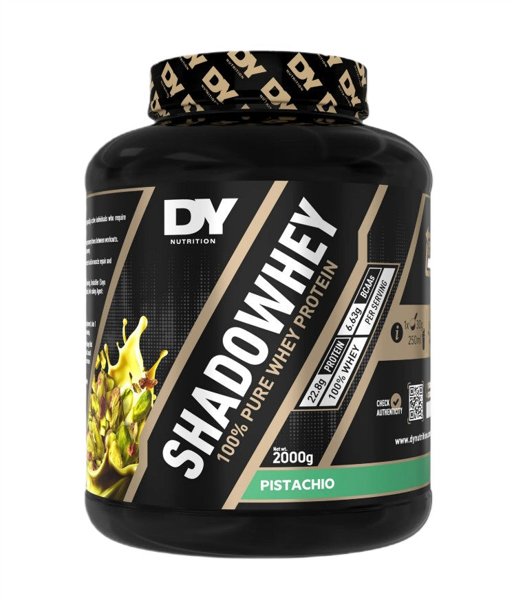Pose med Dorian Yates ShadoWhey 100% Pure Whey Protein, smag Pistachio, 2000 g