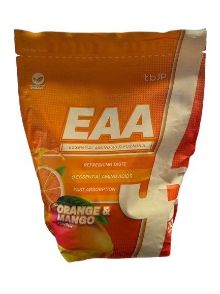 Stor beholder med Trained by JP EAA-pulver i smagen appelsin og mango, 1000 g