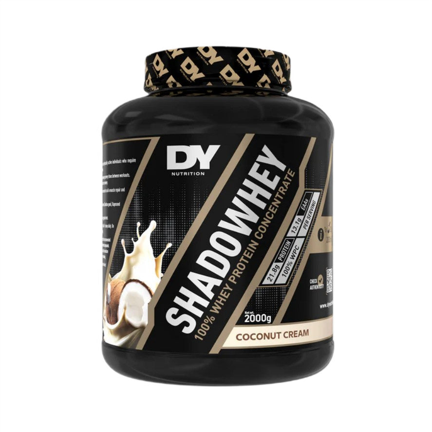 Pose med Dorian Yates ShadoWhey Concentrate valleprotein, kokoscreme, 2000 g