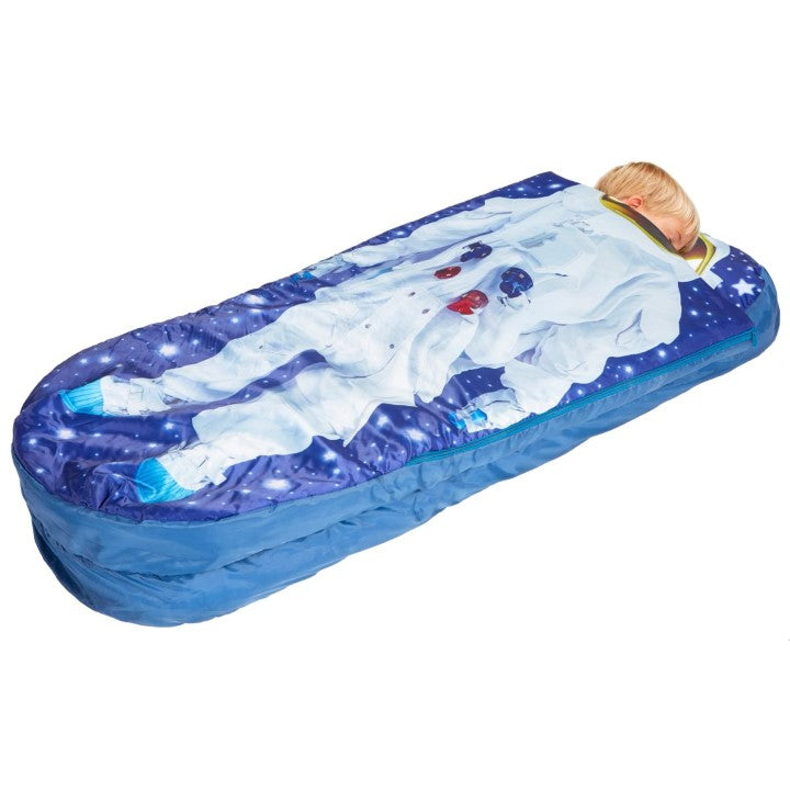 Se Jeg er en Astronaut Junior ReadyBed Gæsteseng m/Sovepose ✔ Kæmpe udvalg i Moose Toys - Køb online på udsalg og tilbud lige nu ✔ Hurtig levering til lave fragtpriser - Varenummer: MMAction-19240627 og 5013138667354 på lager - Udsalg på Gæsteseng/Luftmadras Spar stort – op til 59% - Over 2.739 kendte mærker på stort udsalg