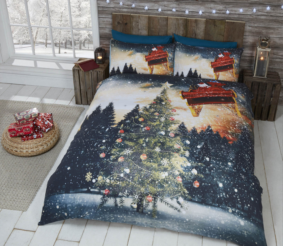 Se Juletræ Nordlys Sengetøj med glitter til dobbeltdyne 220x230cm ✔ Kæmpe udvalg i Bolig Magasin - Køb online på udsalg og tilbud lige nu ✔ Billig fragt og hurtig levering - Varenummer: MMAction-209084 og 5027491856744 på lager - Udsalg på Jule Sengetøj Op til 63% rabat - Find tilbud fra over 2.739 mærker