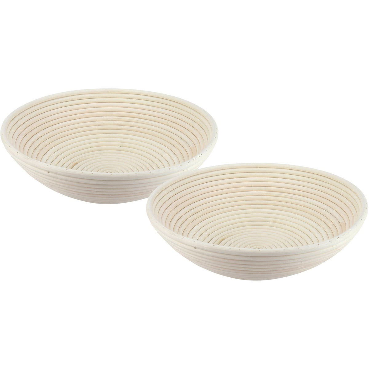 To runde hævekurve i rattan fra Essentials, diameter 28 cm