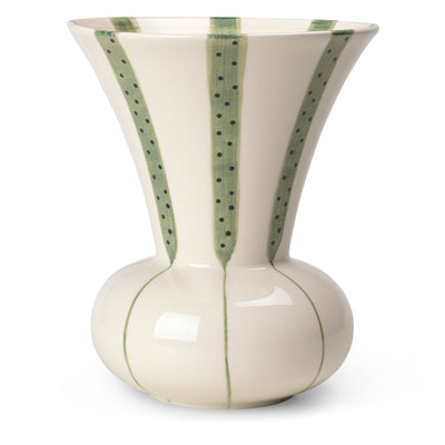 Se Kähler Signature vase, 20 cm, grøn ✔ Kæmpe udvalg i Kähler ✔ Meget billig fragt og hurtig levering: 1 - 2 hverdage - Varenummer: KTO-690480 og barcode / Ean: '5703779185613 på lager - Udsalg på Vase Spar op til 65% - Over 1160 kendte mærker på udsalg