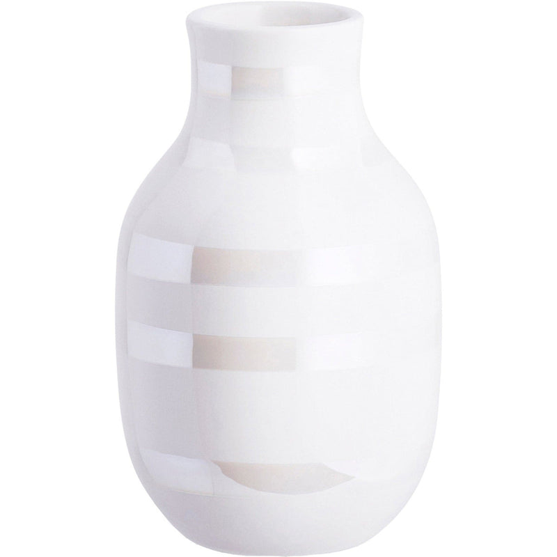 Se Kähler Omaggio vase perlemor 12,5 cm. ✔ Stort online udvalg i Kähler ✔ Hurtig levering: 1 - 2 Hverdage samt billig fragt - Varenummer: KTO-691780 og barcode / Ean: &