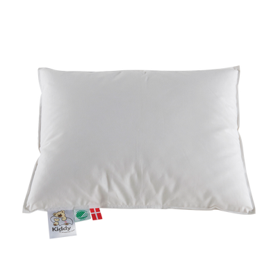 Se tilbud på KIDDY ORGANIC Juniorpude 40x45 cm! Billigt udsalg på Ringsted Dun. Hurtig levering, 1-2 hverdage. Spar op til 56%.