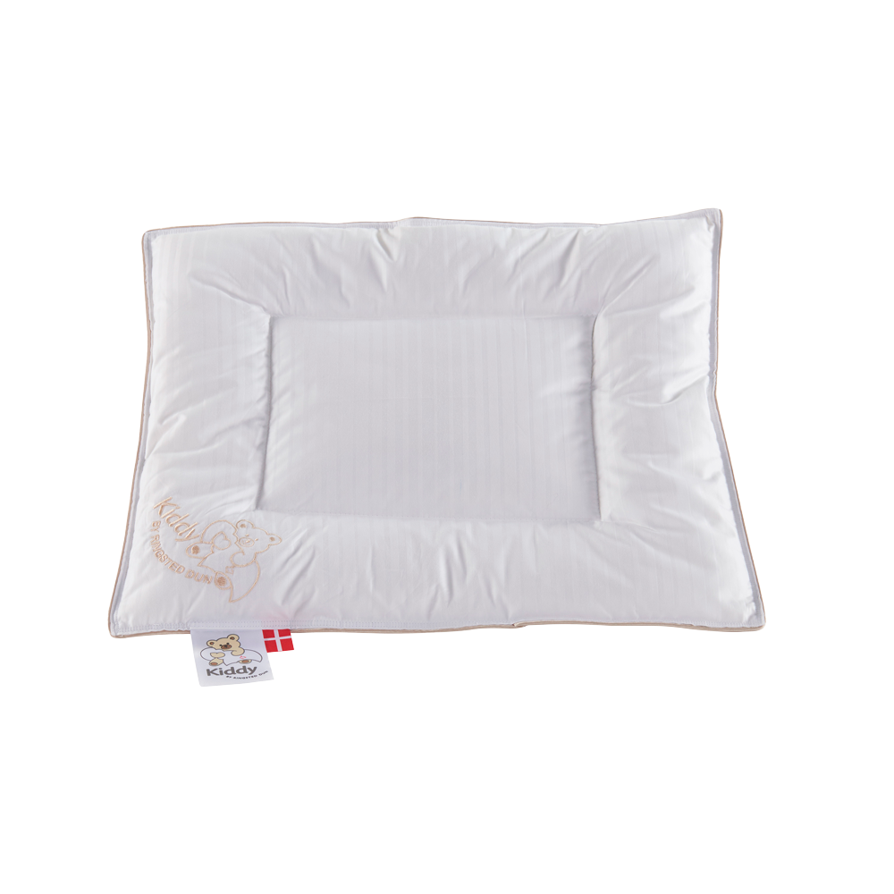 Se Ringsted Dun KIDDY ROYAL Gås babypude 40x45 cm ❤ Kæmpe udvalg i Ringsted Dun - Køb online på udsalg og tilbud lige nu ❤ Lav fragtpris og hurtig levering - Varenummer: HomeFeeling-3503 og barcode / Ean: 5703329666654 på lager - Udsalg på Hovedpuder - Baby- og junior - Ringsted Dun børn - Alle hovedpuder - Alt til baby og junior - Babyhovedpude Op til 63% rabat - Find tilbud fra over 2.739 mærker