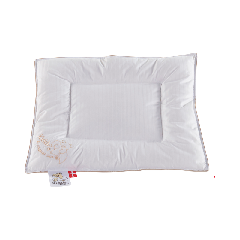 Se tilbud på KIDDY ROYAL Moskus babypude 40x45 cm! Billigt udsalg på Ringsted Dun. Hurtig levering, 1-2 hverdage. Varenummer: HOMFEE-3541. Spar op til 59%.