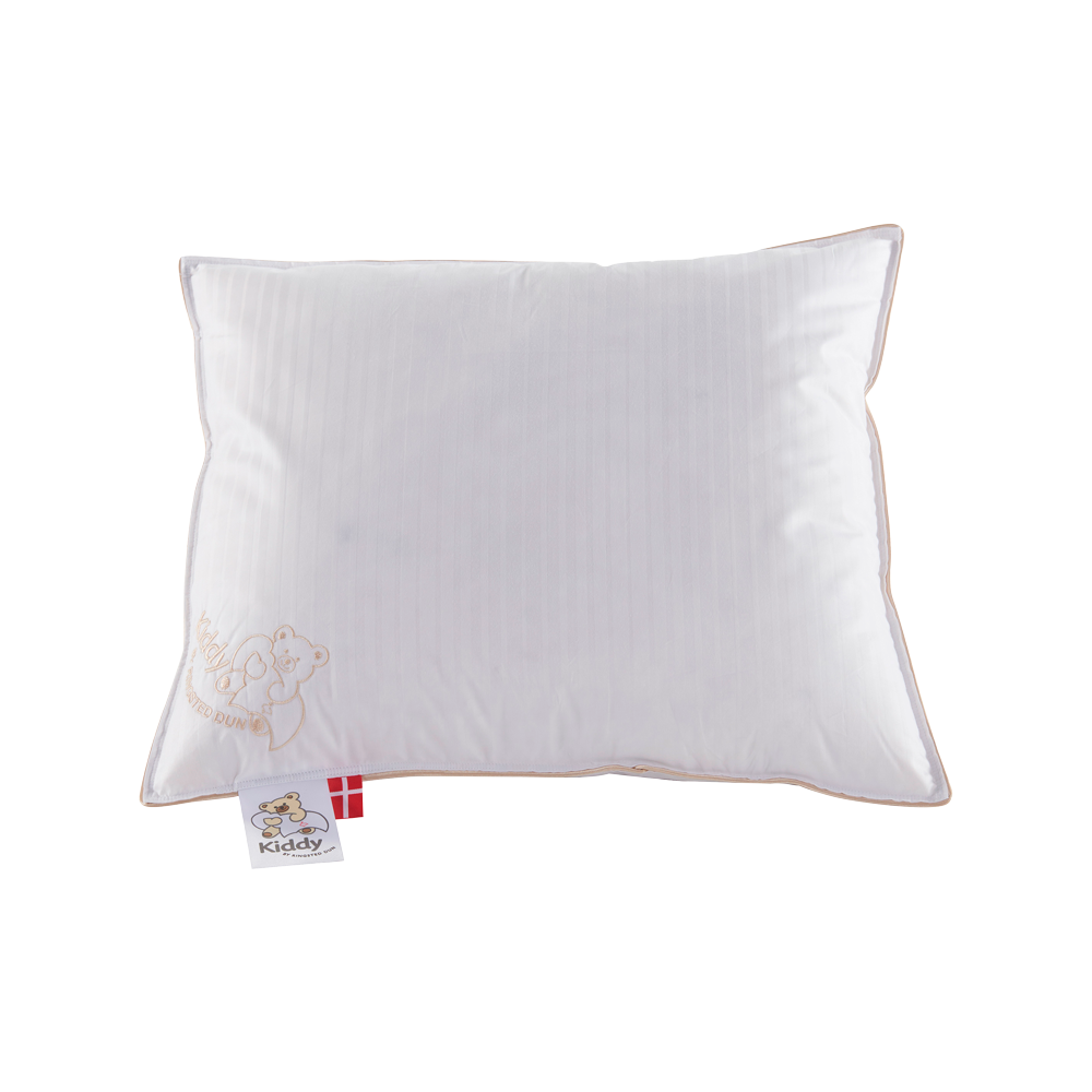 Se Ringsted Dun KIDDY Royal Moskus juniorpude 40x45 cm ❤ Kæmpe udvalg i Ringsted Dun - Køb online på udsalg og tilbud lige nu ❤ Billig fragt og hurtig levering - Varenummer: HomeFeeling-3543 og barcode / Ean: 5703329338100 på lager - Udsalg på Hovedpuder - Baby- og junior - Ringsted Dun børn - Alle hovedpuder - Alt til baby og junior - Junior hovedpude - Gaveidé til børn Store besparelser – op til 77% - Store besparelser på over 2.739 brands