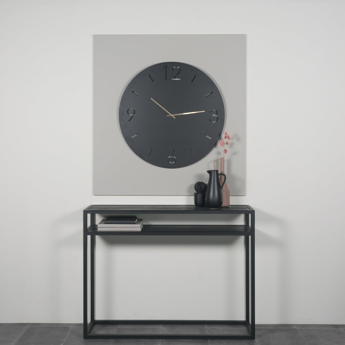 Se Fuga - Vægur i sort stål, diameter 60 cm. ❤ Kæmpe udvalg i 3-nordic - Køb online på udsalg og tilbud lige nu ❤ Billig fragt og hurtig levering - Varenummer: 3-nordic-5120 og barcode / Ean: på lager - Udsalg på Boligtilbehør - Ure - Vægure Spar stort – op til 71% - Over 2.739 kendte brands på stort udsalg
