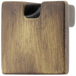 Haefele firkantet knopgreb i messing med brun antik overflade, 30 x 30