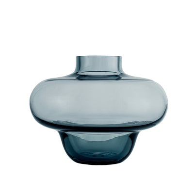 Se Kosta Boda Kappa vase 16 cm. ✔ Kæmpe udvalg i Kosta Boda ✔ Meget billig fragt og hurtig levering: 1 - 2 hverdage - Varenummer: KTO-7042104 og barcode / Ean: '7321646071074 på lager - Udsalg på Vase Spar op til 66% - Over 1354 design brands på udsalg
