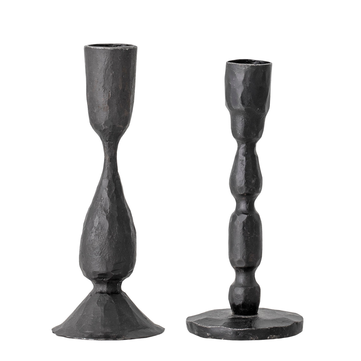Se BLOOMINGVILLE Deja Lysestage, Sort, Metal, sæt af 2, D6,5xH15/D6xH16 cm ❤ Kæmpe udvalg i Bloomingville - Køb online på udsalg og tilbud lige nu ❤ Billig fragt og hurtig levering - Varenummer: Boboonline-86845 og barcode / Ean: 5711173255665 på lager - Udsalg på Interiør,Dekoration,Lysestager og fyrfadsstager,
Interiør,
Bloomingville,
Dekoration,
Interiør, Få op til 67% i rabat - Find over 1.798 brands på udsalg