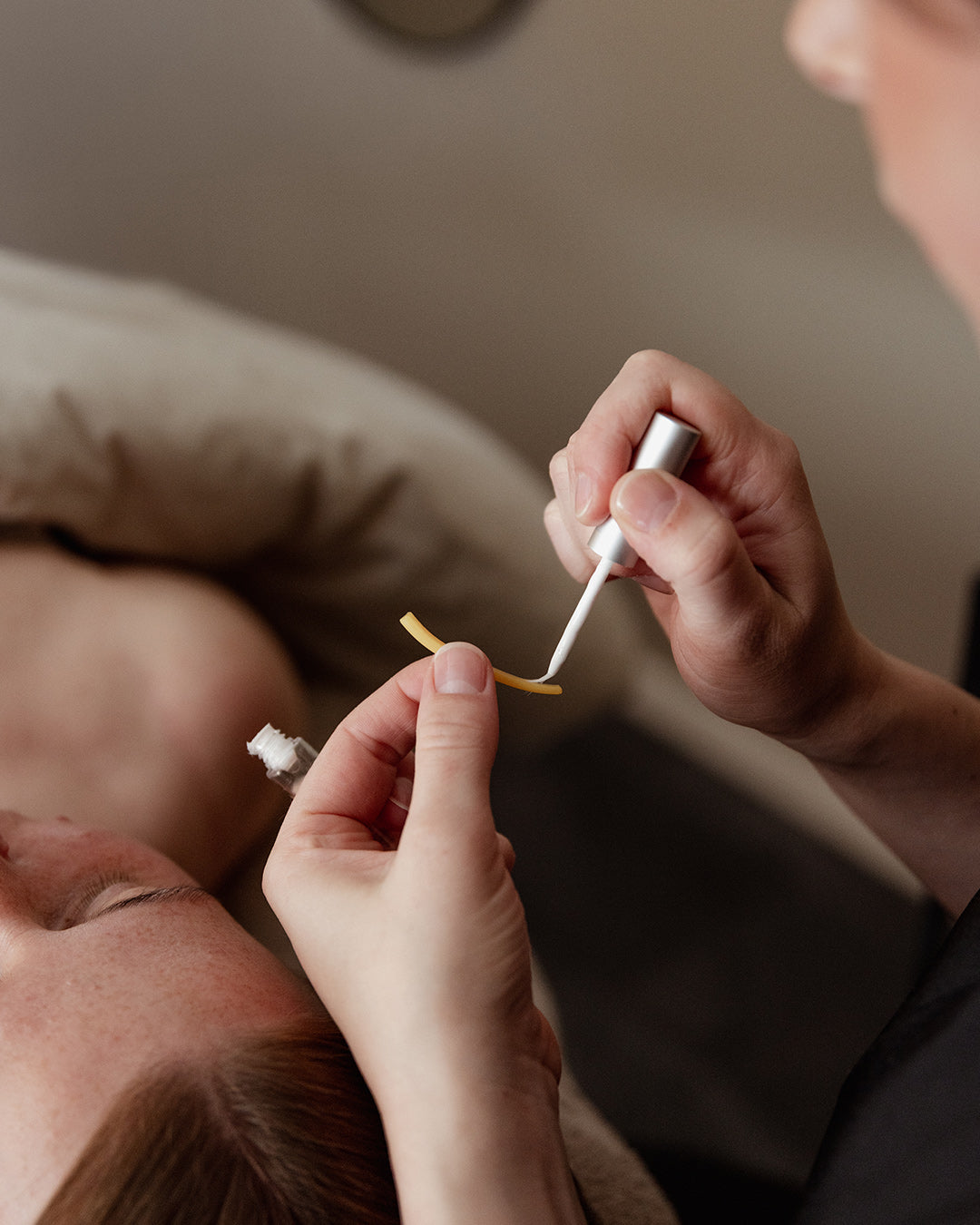 Lash Lift behandling, løftede og bukkede øjenvipper