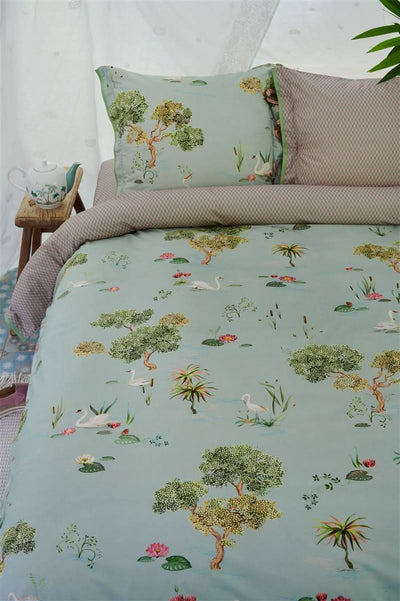 Se tilbud på Pip Studio Little Swan -140 x 200 + 60 x 63! Billigt udsalg på over 1334 design mærker. Hurtig levering: 1-2 hverdage. Varenummer: CADEC-217780-140 x 200 + 60 x 63. Køb online nu!