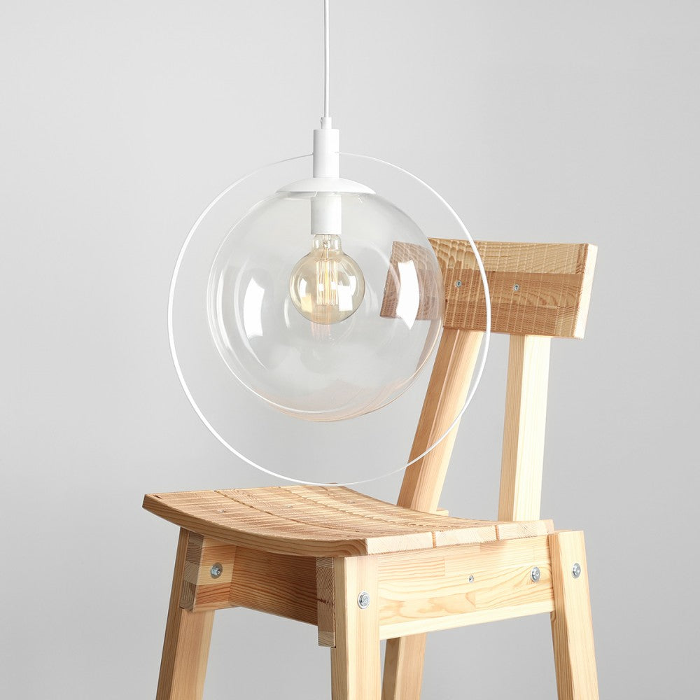 Se Magic - Loftlampe i hvidt metal og klart glas ❤ Kæmpe udvalg i 3-nordic - Køb online på udsalg og tilbud lige nu ❤ Lav fragtpris og hurtig levering - Varenummer: 3-nordic-3249 og barcode / Ean: på lager - Udsalg på Lamper - Loftlamper - pendler - Pendler med 1 skærm Få op til 67% i rabat - Over 2.739 brands på stort udsalg