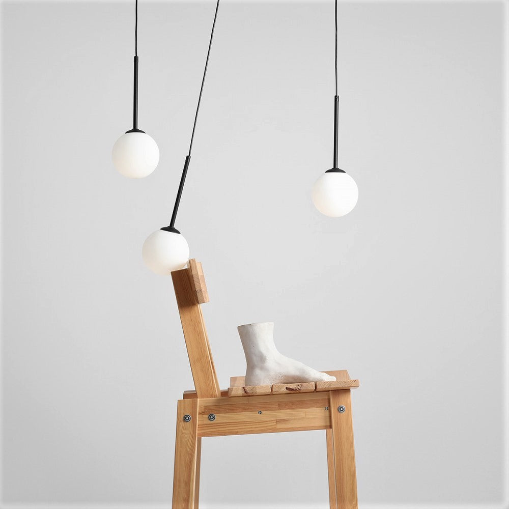 Se Stick - Loftlampe i sort metal og glas, tre ø 14 cm. kupler ❤ Kæmpe udvalg i 3-nordic - Køb online på udsalg og tilbud lige nu ❤ Super billig fragt og lynhurtig levering - Varenummer: 3-nordic-3325 og barcode / Ean: på lager - Udsalg på Lamper - Loftlamper - pendler - Langbordspendler Spar stort – op til 71% - Over 2.739 kendte brands på stort udsalg