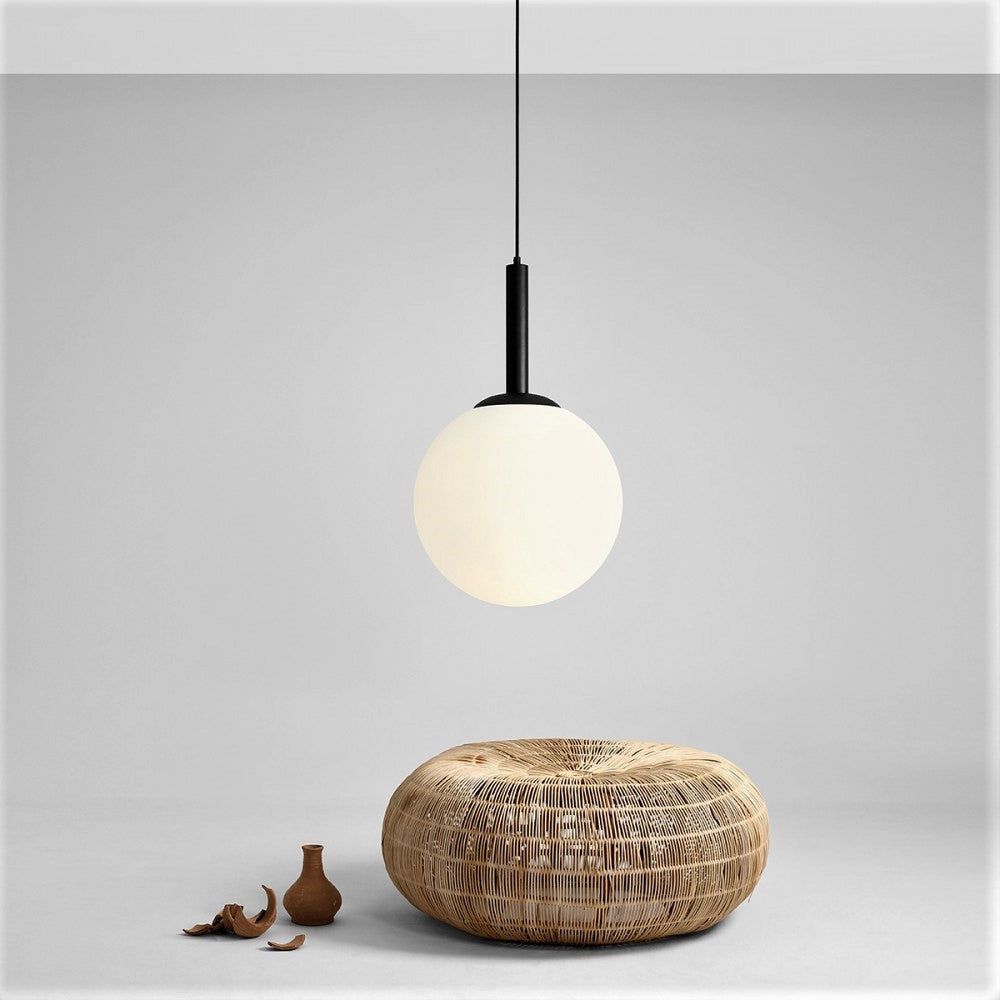 Se Stick - Loftlampe i sort og glas, ø 40 cm. kuppel ❤ Kæmpe udvalg i 3-nordic - Køb online på udsalg og tilbud lige nu ❤ Hurtig levering til lave fragtpriser - Varenummer: 3-nordic-3321 og barcode / Ean: på lager - Udsalg på Lamper - Loftlamper - pendler - Pendler med 1 skærm Spar helt op til 79% - Stort udsalg på over 739 brands