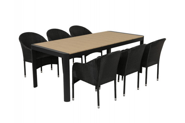 Se Lohals Andrea Havemøbelsæt - 95 x 205/275 cm ❤ Billig fragt og hurtig levering - Varenummer: Havemøbelland-DK4734 - Udsalg på HAVEMØBELSÆT - Vedligeholdelsesfrie havemøbelsæt Spar helt op til 73% - Stort udsalg på over 739 brands