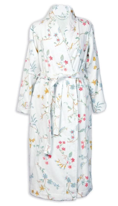 Se tilbud på Pip Studio badekåbe Les Fleurs White XS! Billigt udsalg - Køb online nu. Hurtig levering (1-2 hverdage) & billig fragt. Varenummer: CADEC-217940. Spar op til 67%.