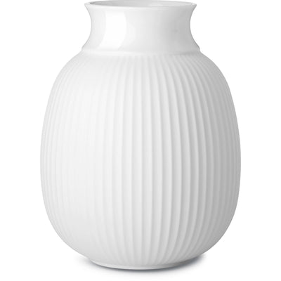 Se Lyngby Porcelæn Curve vase 12,5 cm. ✔ Stort online udvalg i Lyngby Porcelæn ✔ Hurtig levering: 1 - 2 Hverdage samt billig fragt - Varenummer: KTO-200540 og barcode / Ean: '5711507005409 på lager - Udsalg på Vase Spar op til 63% - Over 1334 design brands på udsalg