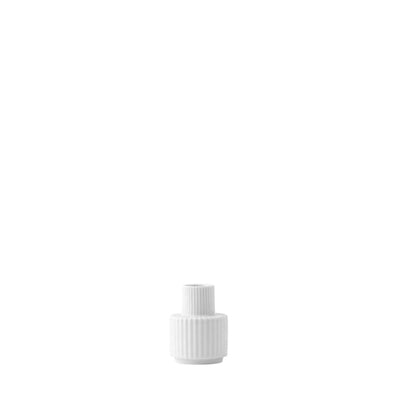 Se Lyngby Porcelæn - Lyngby Kronelysestage H7 hvid porcelæn ❤ Stort online udvalg i Lyngby Porcelæn ❤ Meget billig fragt og hurtig levering: 1 - 2 hverdage - Varenummer: RKTK-LYP201570 og barcode / Ean: '5711507015705 på lager - Udsalg på Spar op til 54% - Over 1334 design mærker på udsalg