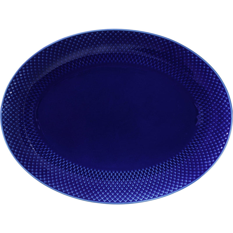 Se Lyngby Porcelæn Rhombe ovalt serveringsfad, mørkeblå ✔ Kæmpe udvalg i Lyngby Porcelæn ✔ Meget billig fragt og hurtig levering: 1 - 2 hverdage - Varenummer: KTO-201953 og barcode / Ean: &