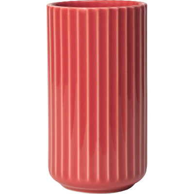 Se Lyngby Porcelæn Lyngby vase 15,5 cm, rød ✔ Kæmpe udvalg i Lyngby Porcelæn ✔ Meget billig fragt og hurtig levering: 1 - 2 hverdage - Varenummer: KTO-200733 og barcode / Ean: '5711507007335 på lager - Udsalg på Vase Spar op til 67% - Over 1124 kendte brands på udsalg