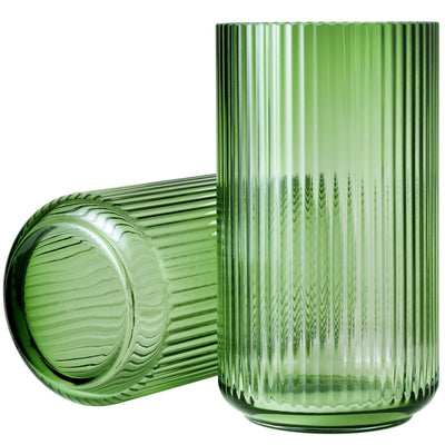 Se Lyngby Porcelæn Lyngbyvasen 31 cm, glas - grøn ✔ Kæmpe udvalg i Lyngby Porcelæn ✔ Meget billig fragt og hurtig levering: 1 - 2 hverdage - Varenummer: KTO-201050 og barcode / Ean: '5711507010502 på lager - Udsalg på Vase Spar op til 59% - Over 1354 kendte mærker på udsalg